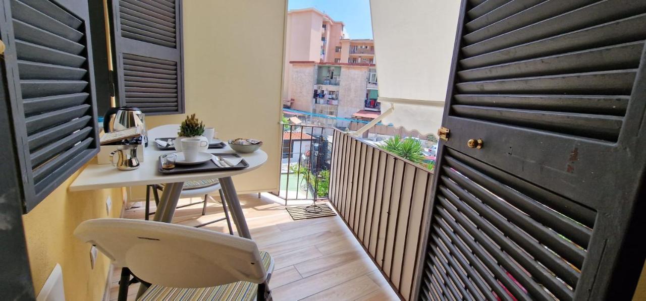 B&B Ciruzzo Napels Buitenkant foto